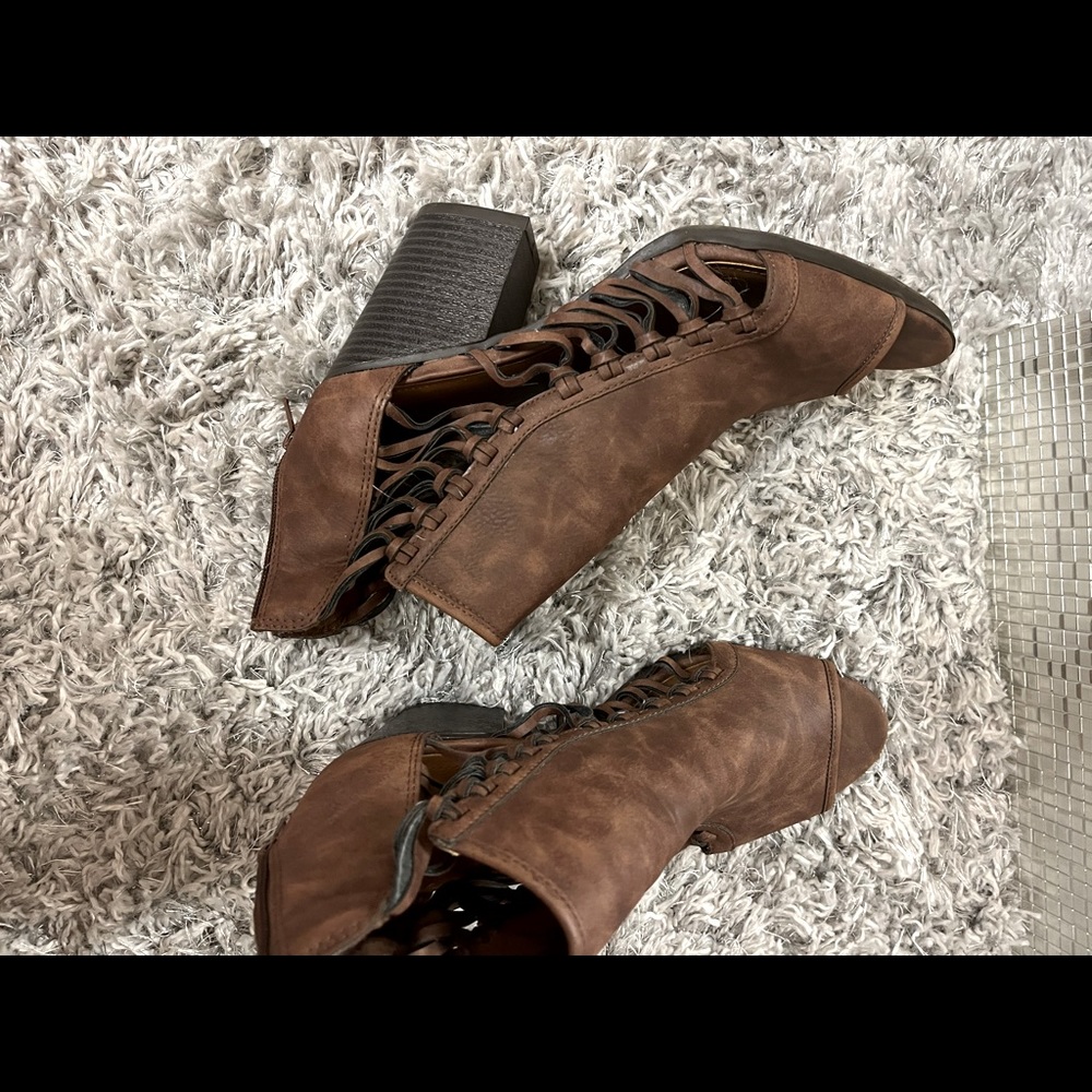Open weave brown peep toe bootie